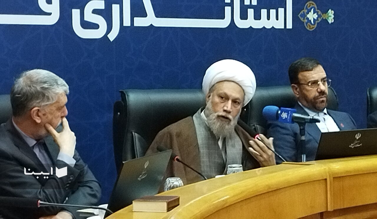 قول وزیر فرهنگ و ارشاد اسلامی برای اختصاص اعتبار کتابخانه مرکزی شیراز