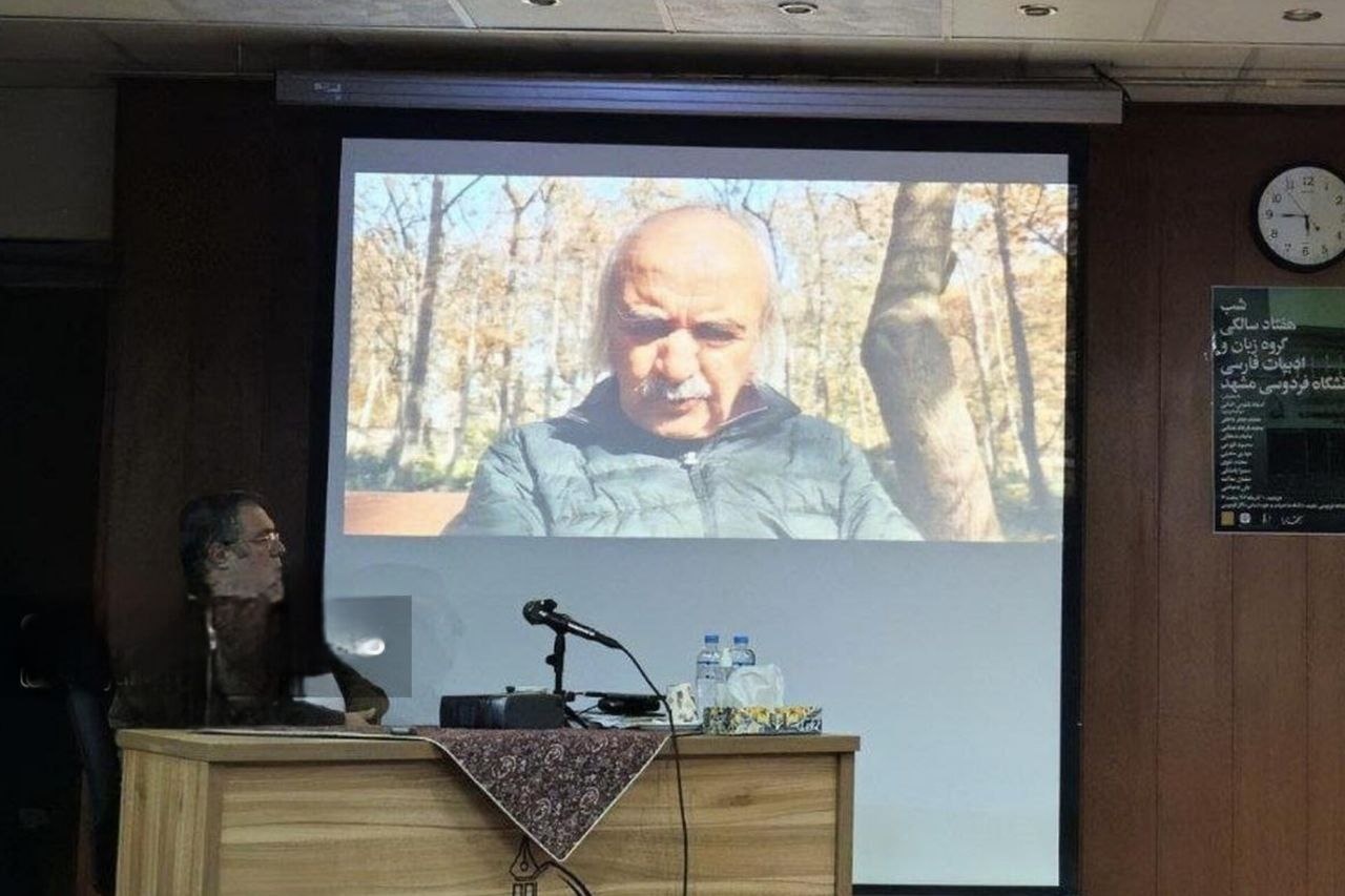 نگاه دانشکده ادبیات دانشگاه مشهد جهانی است/ مرور خاطرات اساتید گروه ادبیات