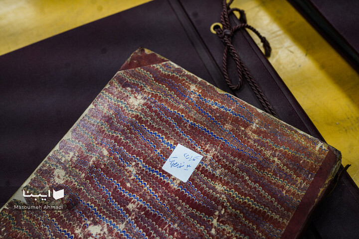 تالار کتاب‌های نفیس دانشکده ادبیات و علوم‌انسانی