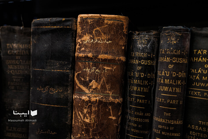 تالار کتاب‌های نفیس دانشکده ادبیات و علوم‌انسانی