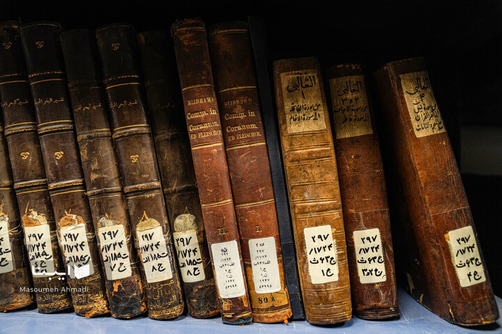 تالار کتاب‌های نفیس دانشکده ادبیات و علوم‌انسانی