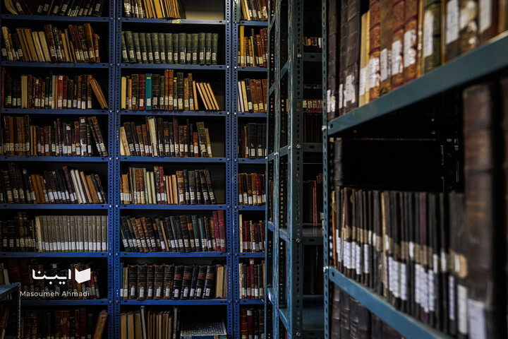 تالار کتاب‌های نفیس دانشکده ادبیات و علوم‌انسانی