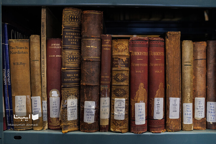 تالار کتاب‌های نفیس دانشکده ادبیات و علوم‌انسانی