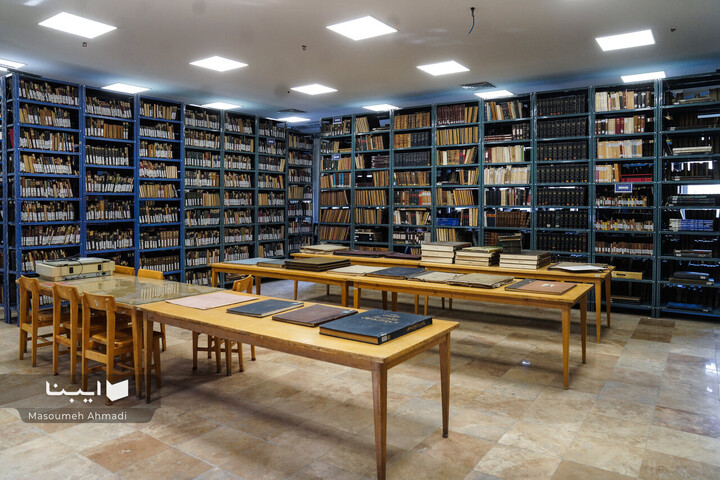 تالار کتاب‌های نفیس دانشکده ادبیات و علوم‌انسانی