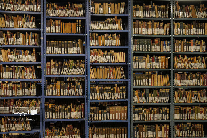 تالار کتاب‌های نفیس دانشکده ادبیات و علوم‌انسانی