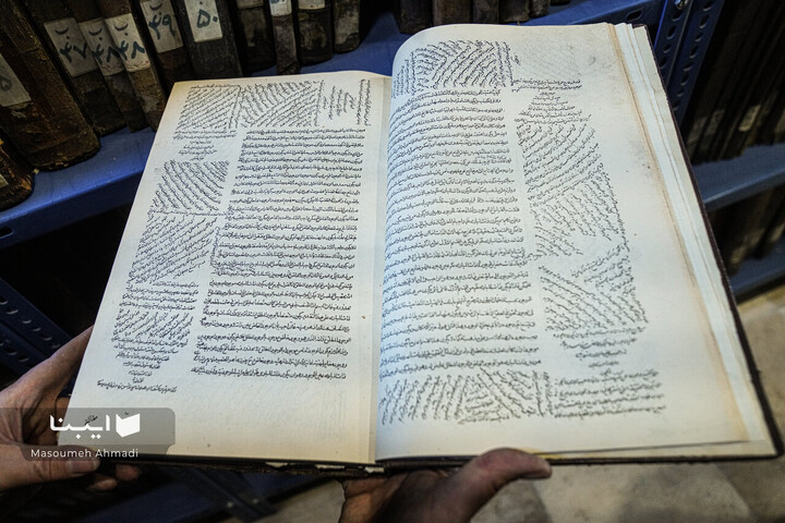 تالار کتاب‌های نفیس دانشکده ادبیات و علوم‌انسانی