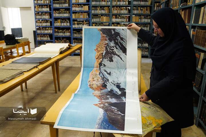 تالار کتاب‌های نفیس دانشکده ادبیات و علوم‌انسانی