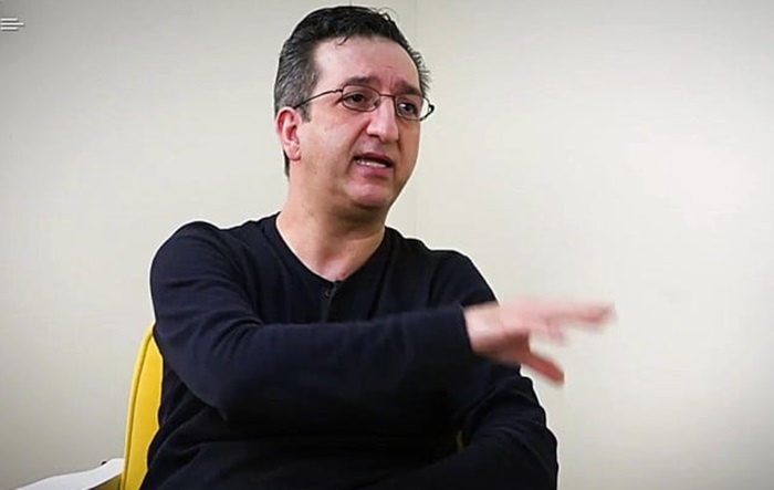 محصور در دهلیزهای تاریک و متروک تاریخ