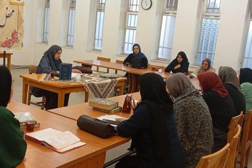 برگزاری محفل ادبی «ناهید» در بیدخت/ تور کتابخانهگردی در جغتای