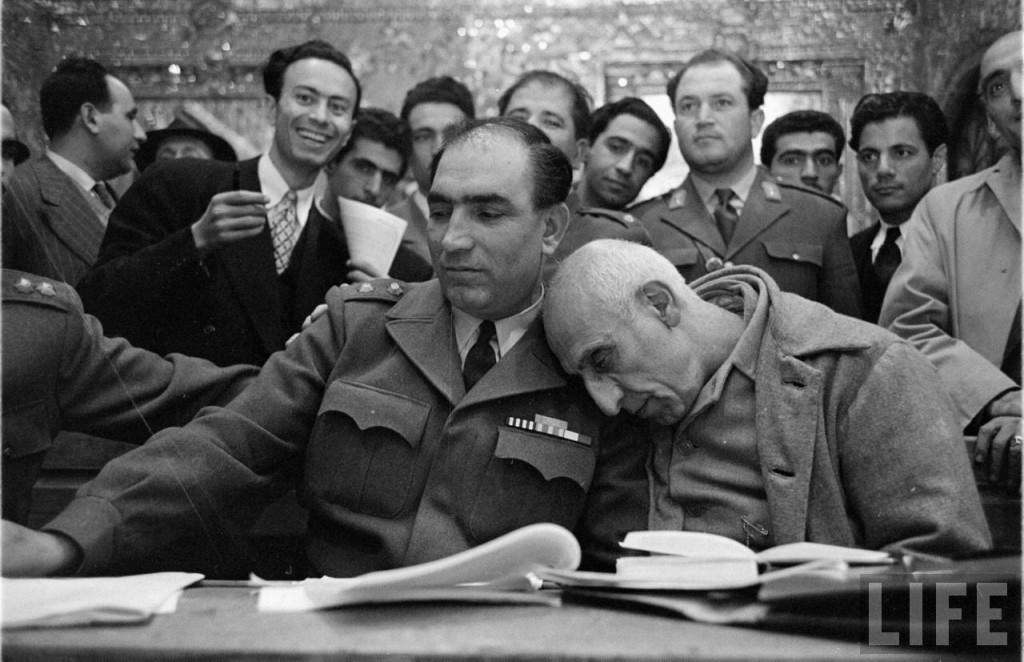 در کمین ملت‌های مستقل