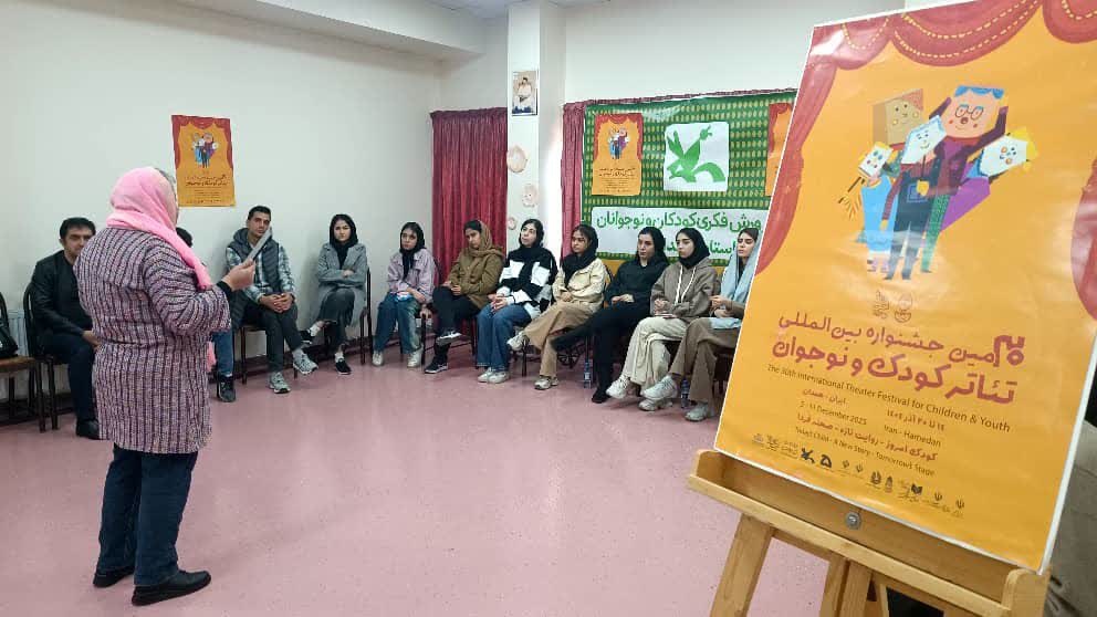 نمایش باید بر پایه داستان سرایی باشد