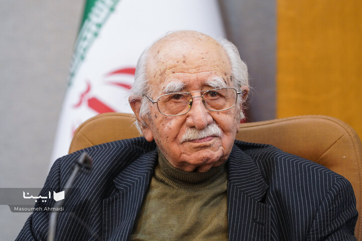 تولد 98 سالگی فتح‌الله مجتبایی