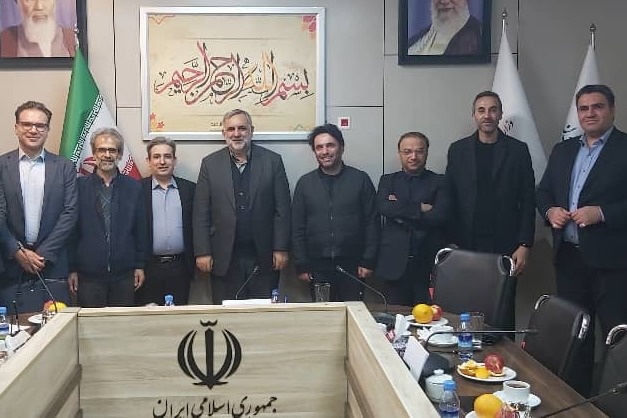 صنعت نشر توان تحمل فشار مالیاتی را  ندارد