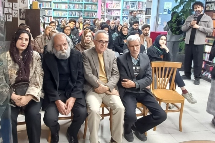 تازهترین رمان شمس لنگرودی نقد و بررسی شد