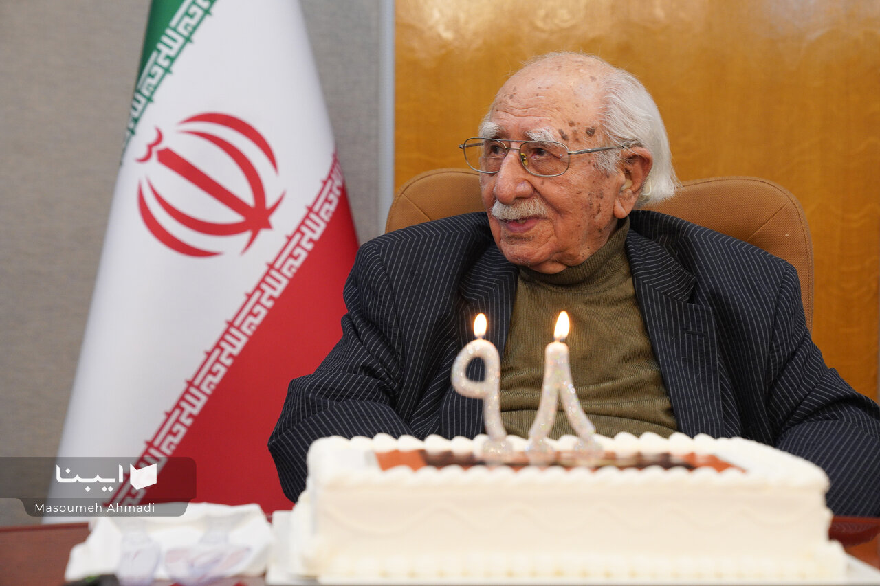 قدر هویت ملی و فرهنگی خودتان را بدانید