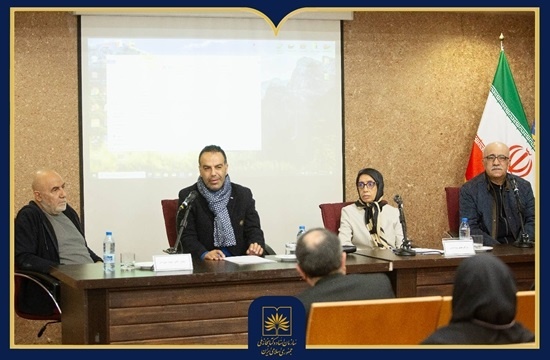 بازخوانی طنز سیاسی در مطبوعات ایران