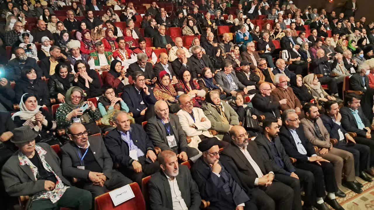 فرهنگ روح مشترک یک ملت است/ هنرمندان تپش احساس جمعی و نگهبان روح جامعه‌اند