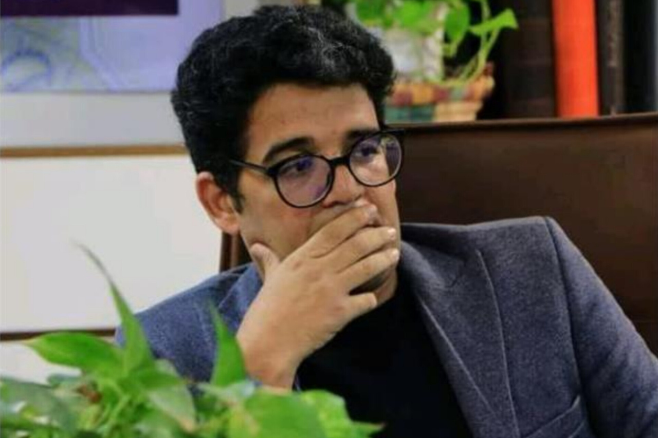 کتاب شاعر هرمزگانی در جشنواره ملی «حسین منزوی» تجلیل شد