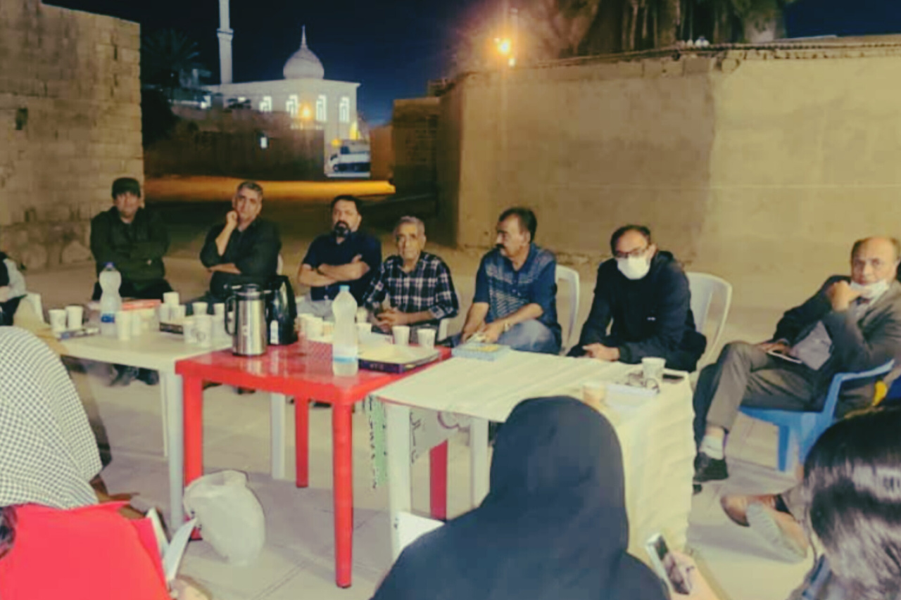 تعامل مستمر و منظم مولفان با مخاطبان به توسعه فرهنگ مطالعه می‌انجامد