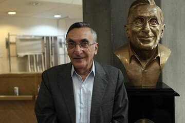 تالاری به یاد کامران فانی در کتابخانه ملی نامگذاری شود