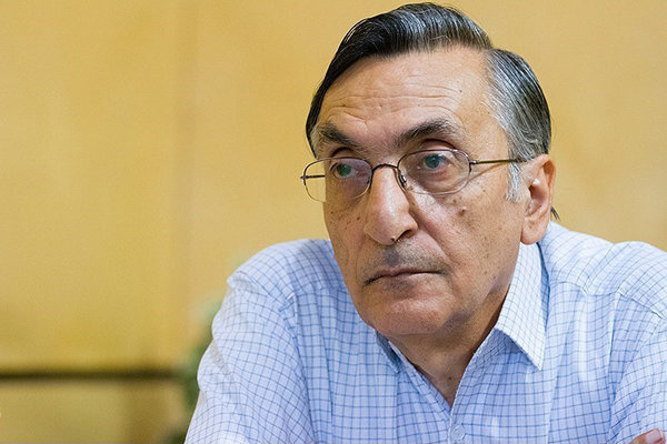 فانی دانشمند فروتن بنیان‌های علمی و کتابداری ایران