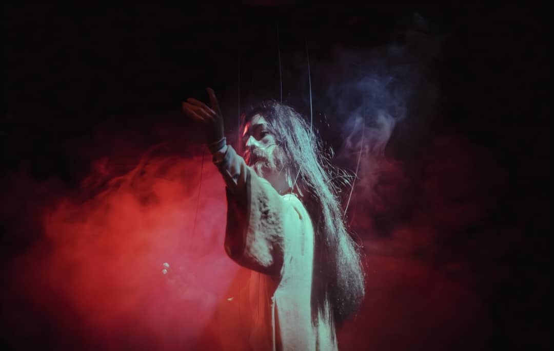 برای من حافظ به عنوان شاعری که میخواهد ایرانی آزاد و بدون ریا بسازد اهمیت زیادی دارد