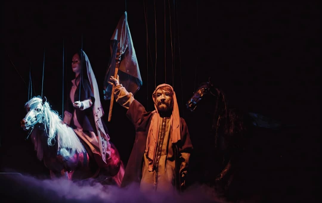 برای من حافظ به عنوان شاعری که میخواهد ایرانی آزاد و بدون ریا بسازد اهمیت زیادی دارد