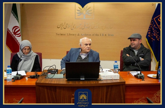 مسئله من نه ادبیات فروغی است و نه دانش او