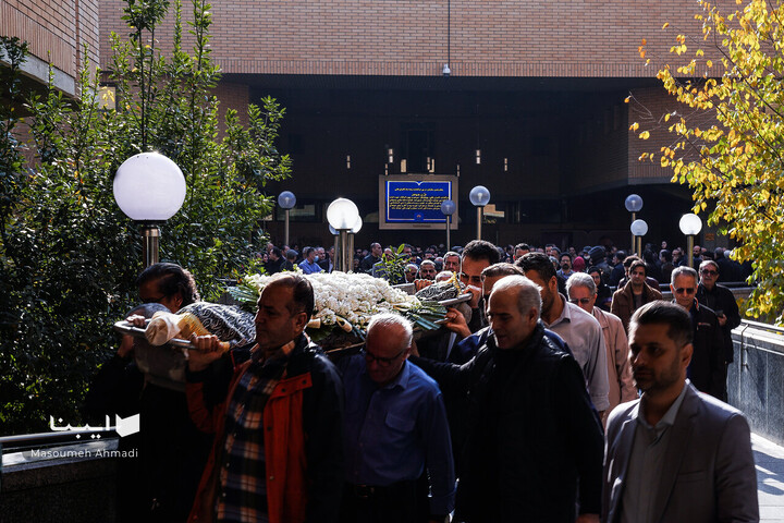 مراسم تشییع پیکر کامران فانی