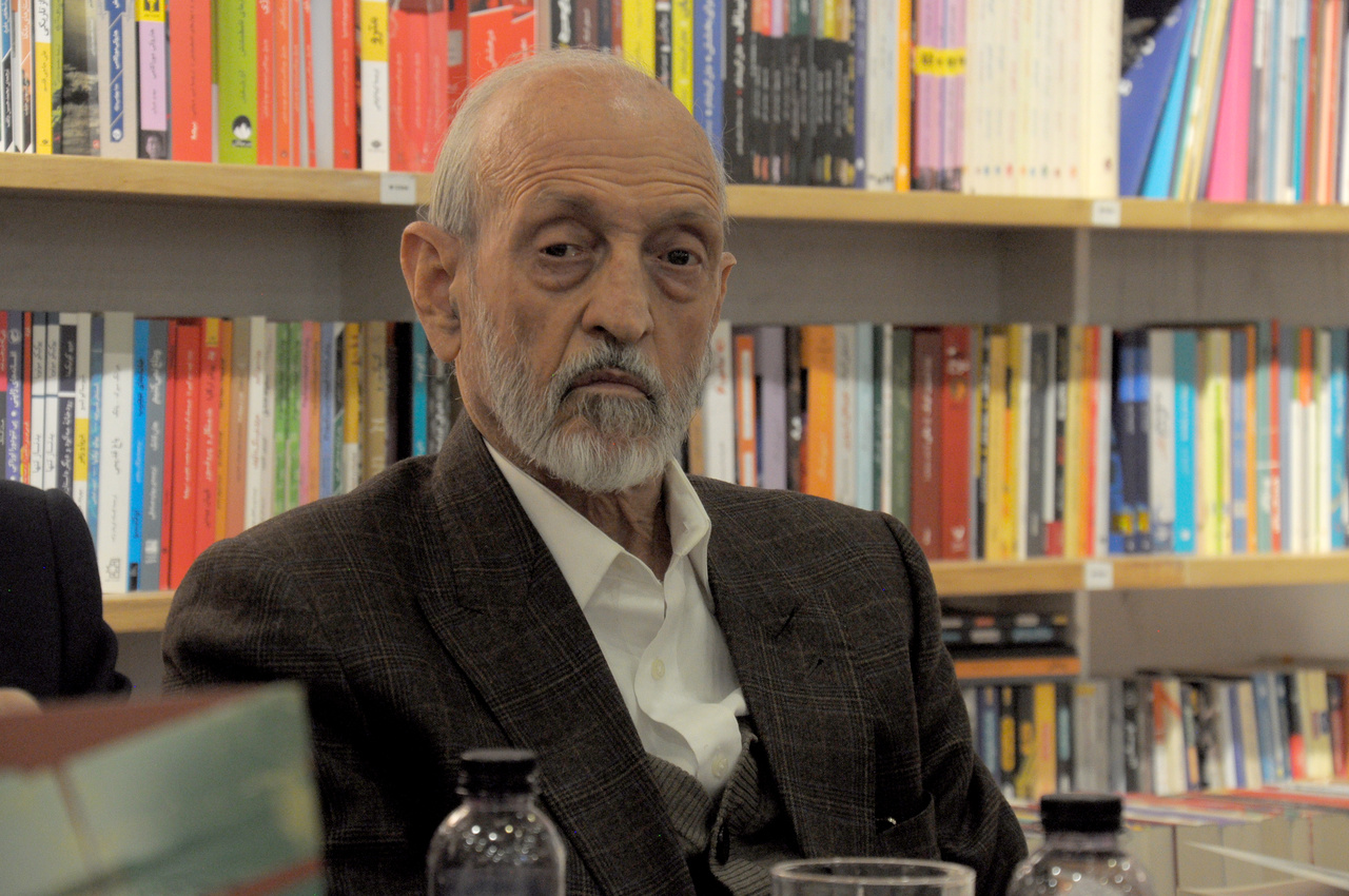 در تاریخ، نه صفر داریم و نه صد