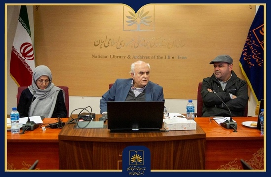 مسئله من نه ادبیات فروغی است و نه دانش او