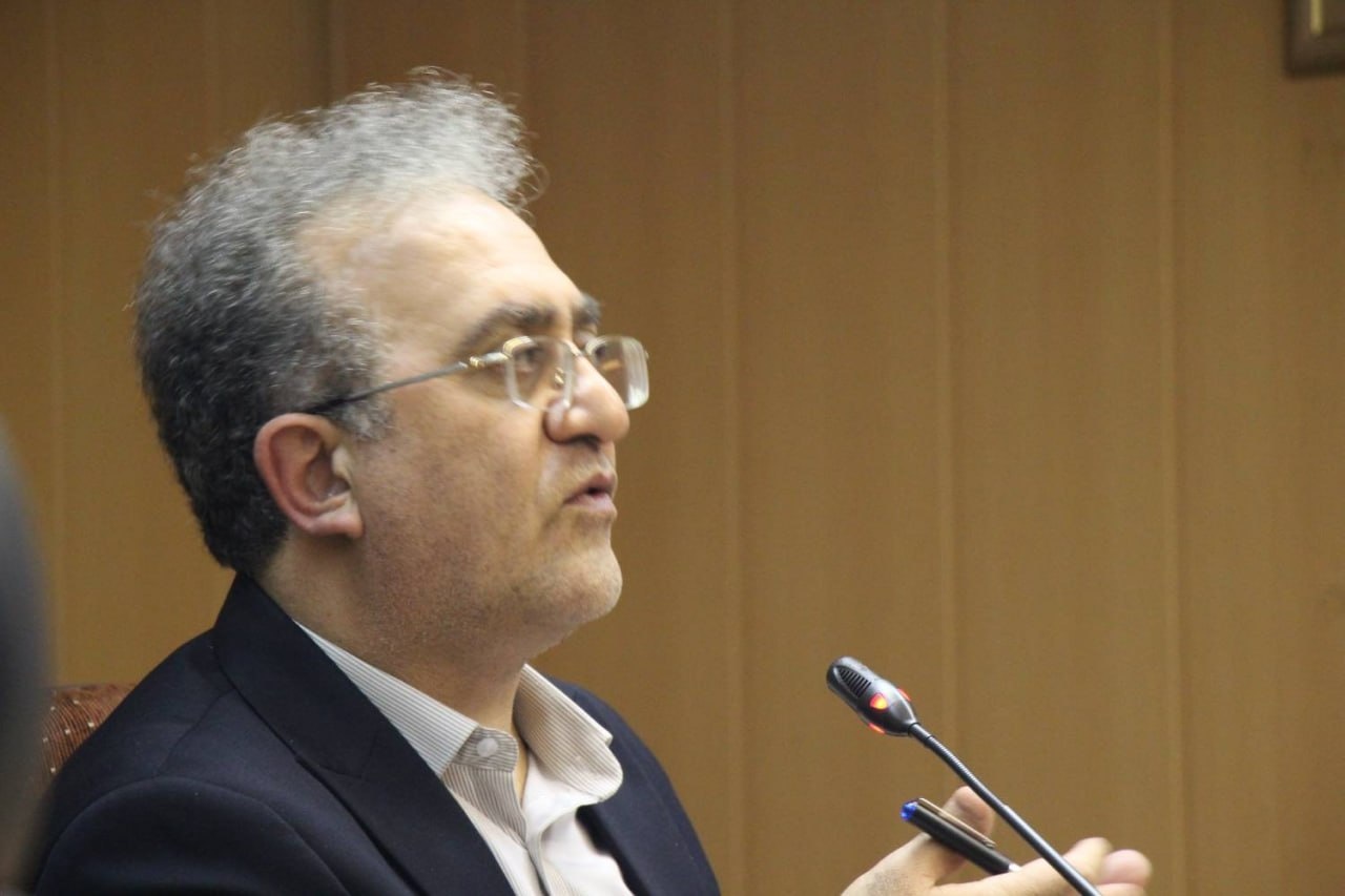 نگاه فورمالیستی به تحقیق اشتباه است