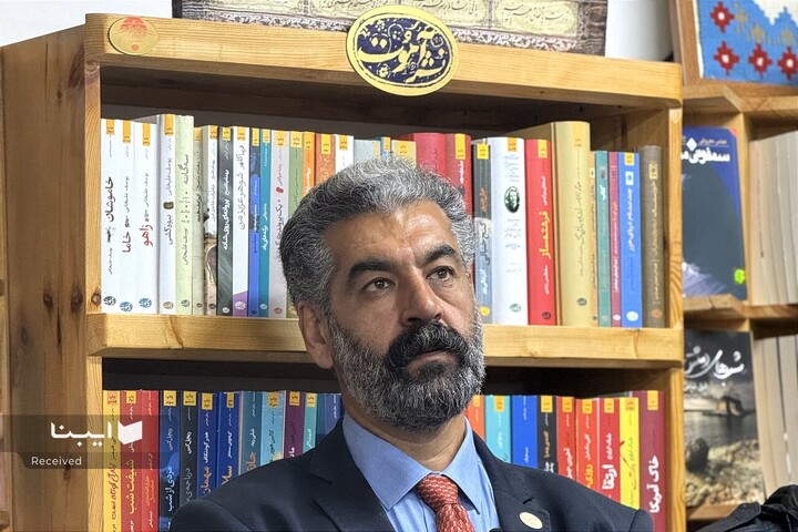 هجده سالگی نشر آموت؛هشت سالگی کتابفروشی آموت