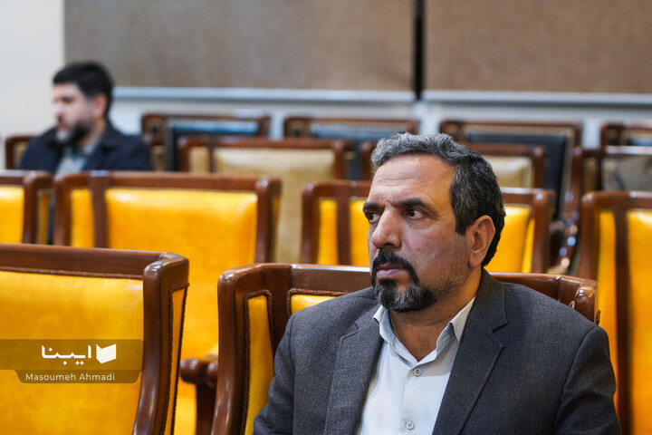 منقبتِ منتقدِ فلسفه