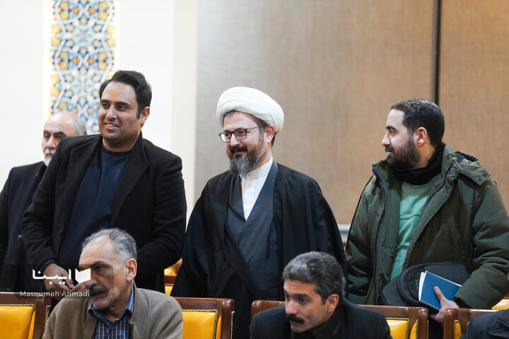 منقبتِ منتقدِ فلسفه