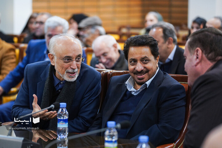 منقبتِ منتقدِ فلسفه