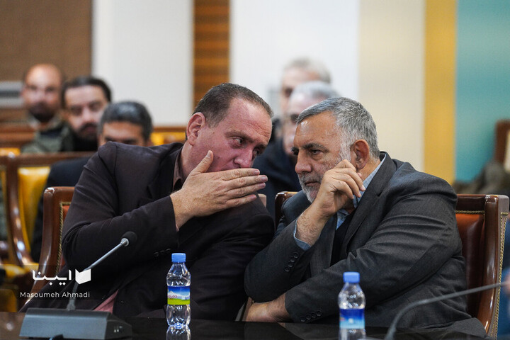 منقبتِ منتقدِ فلسفه