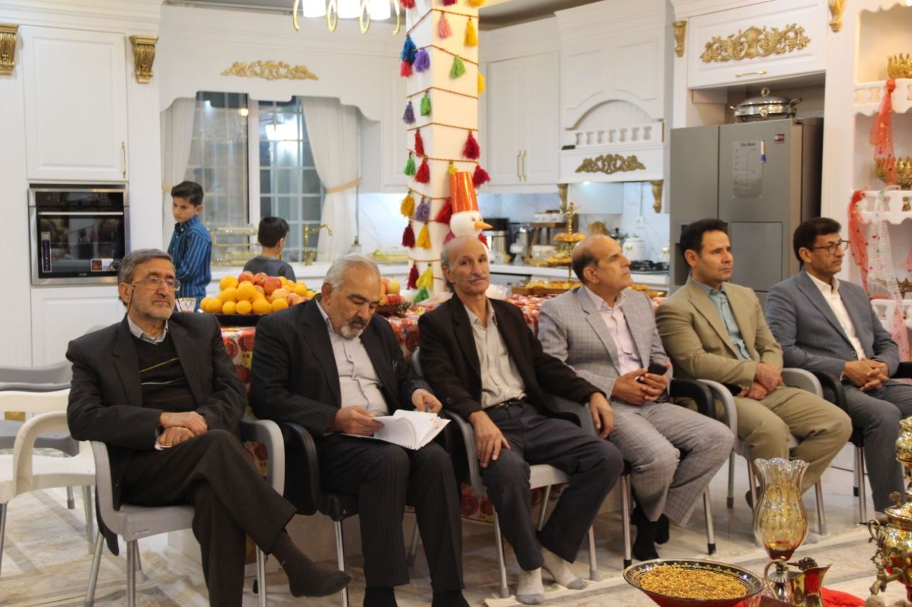 یلدا؛ شب پیوند نسل‌ها با شعر