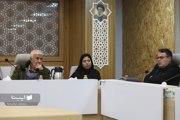 نشست مساله کاغذ