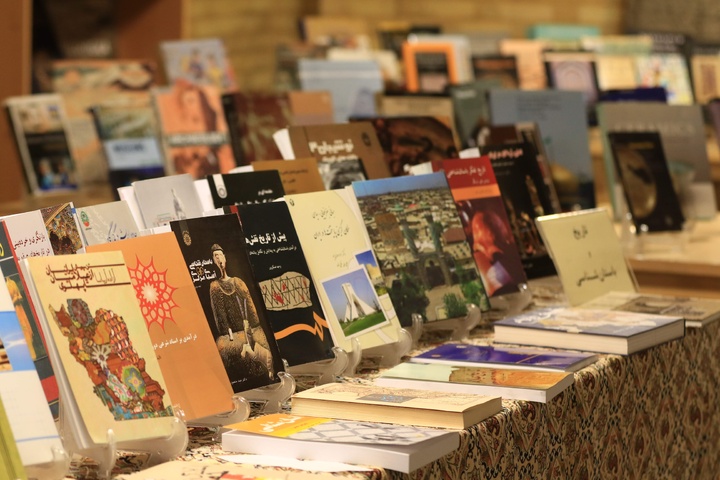 انتشار گسترده پژوهش‌ها ضرورتی انکارناپذیر است