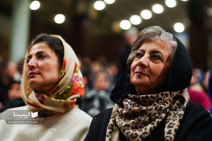 داستان‌خوانی محمود دولت‌آبادی در شب یلدا