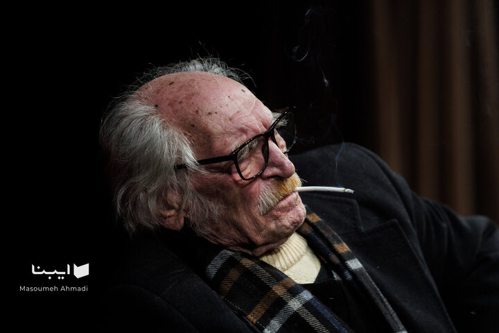 داستان‌خوانی محمود دولت‌آبادی در شب یلدا