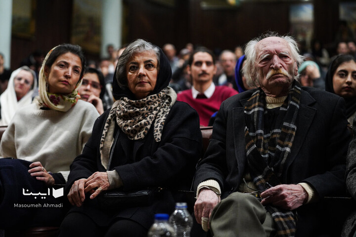 داستان‌خوانی محمود دولت‌آبادی در شب یلدا