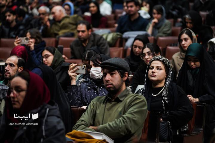 داستان‌خوانی محمود دولت‌آبادی در شب یلدا