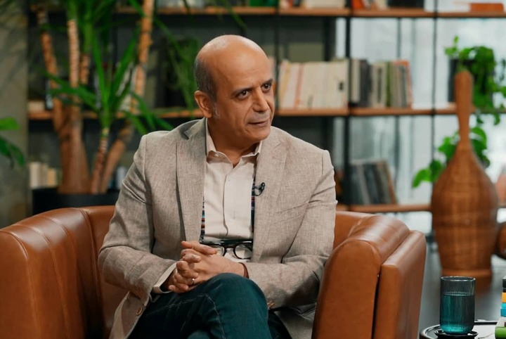 عباس کاظمی در اکنون: ما دیگر قصه‌ای معتبر برای آینده نداریم/ وضعیت امروز ما را از عمق تهی کرده است