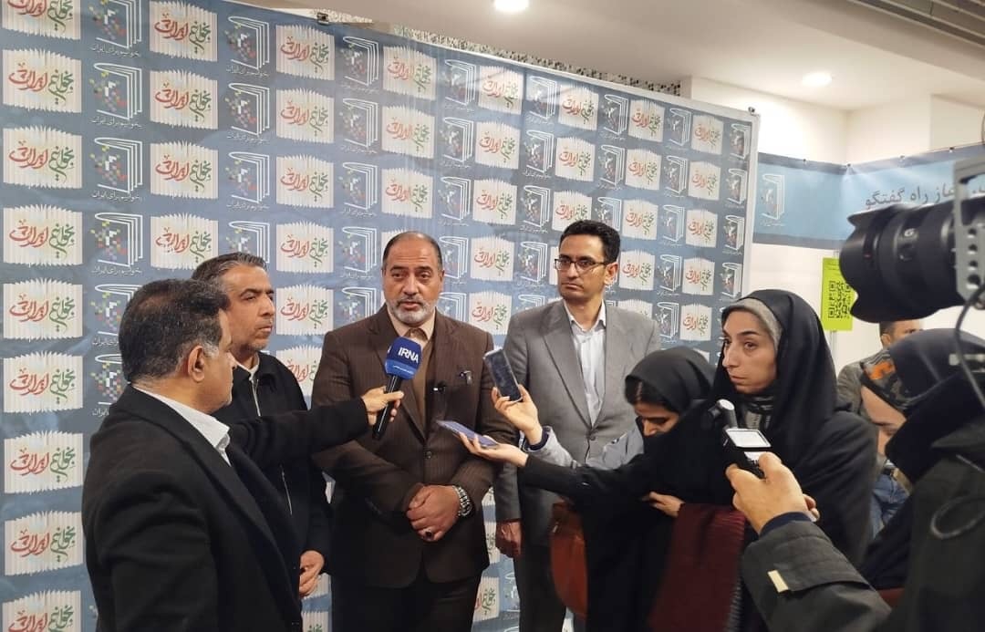 از تاجیکستان تا بردسیر؛ روزی پررنگ برای ادبیات و نشر در کرمان