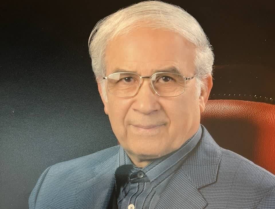 مروری بر زندگی و آثار یوسف انتظاری/ از خوشنویسی بر دانه برنج تا کتیبه‌های حرم رضوی