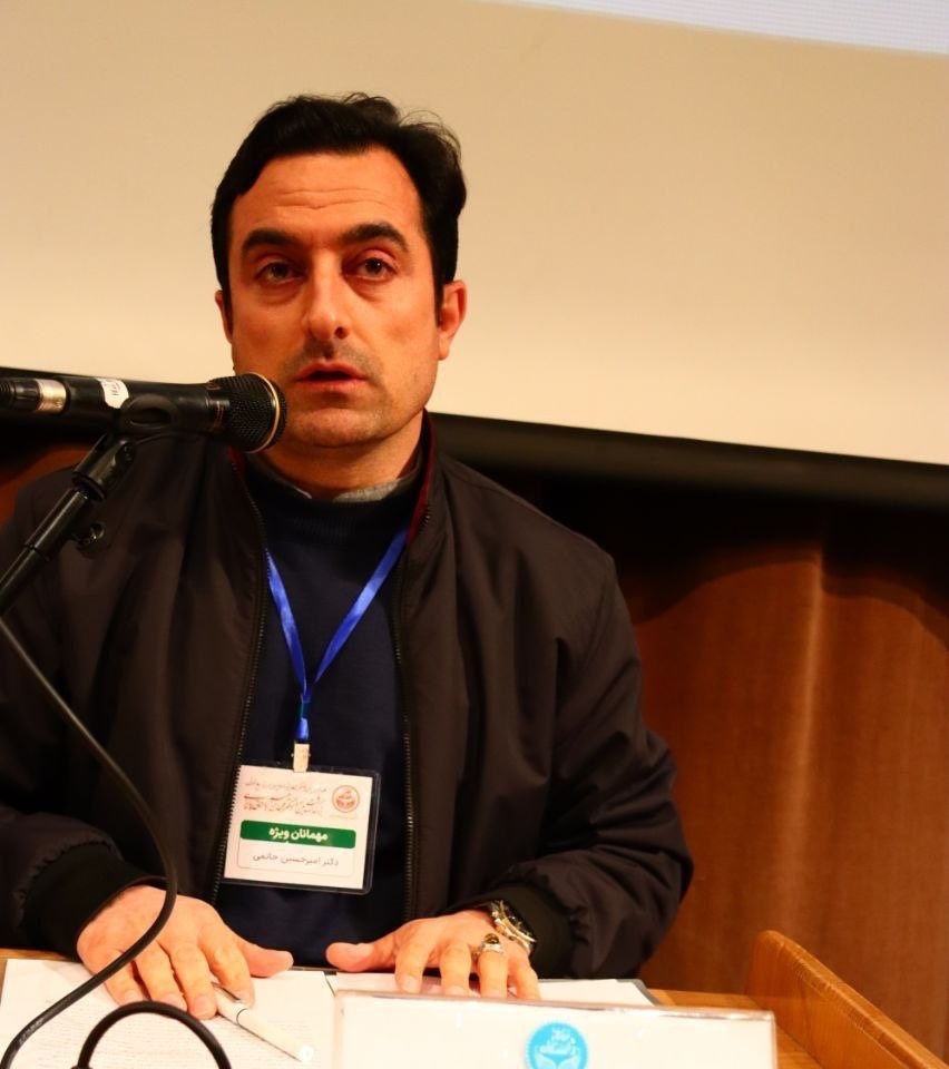 باستانی‌پاریزی مورخ طناز و تاریخ‌نویسی طنازانه