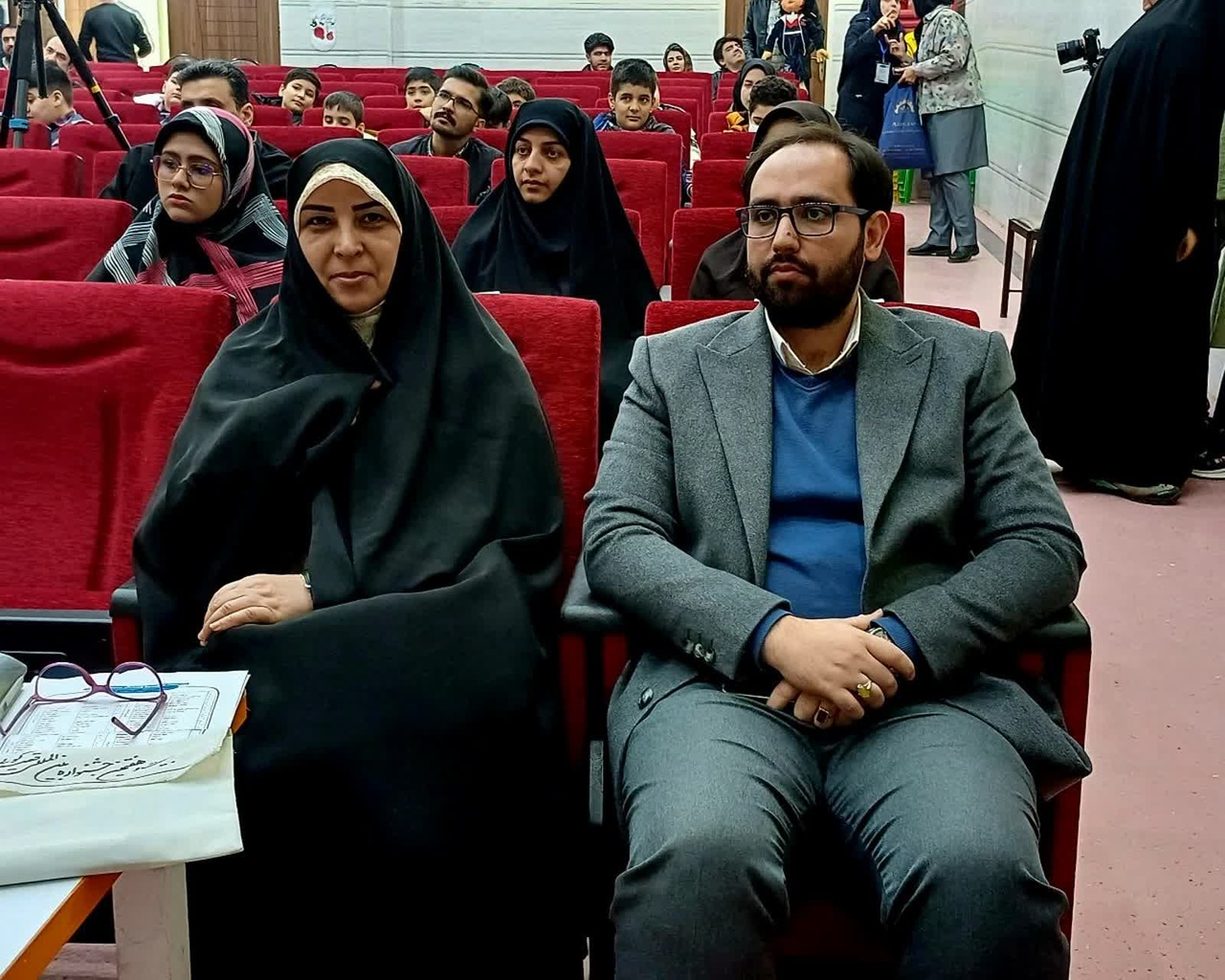 ۱۸۰۰ نفر روی صحنه جشنواره‌های استانی قصه‌گویی رفتند/ مرحله نهایی بهمن‌ماه در اصفهان