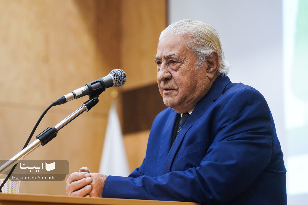 قانون تابع اراده حاکمان است